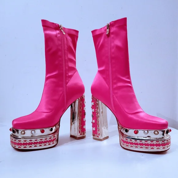 SALE🎁NIB🎁FREE GIFT INCLUDED🎁NWT Bootie Platform High Heels Gemstones Embell - Picture 3 of 6